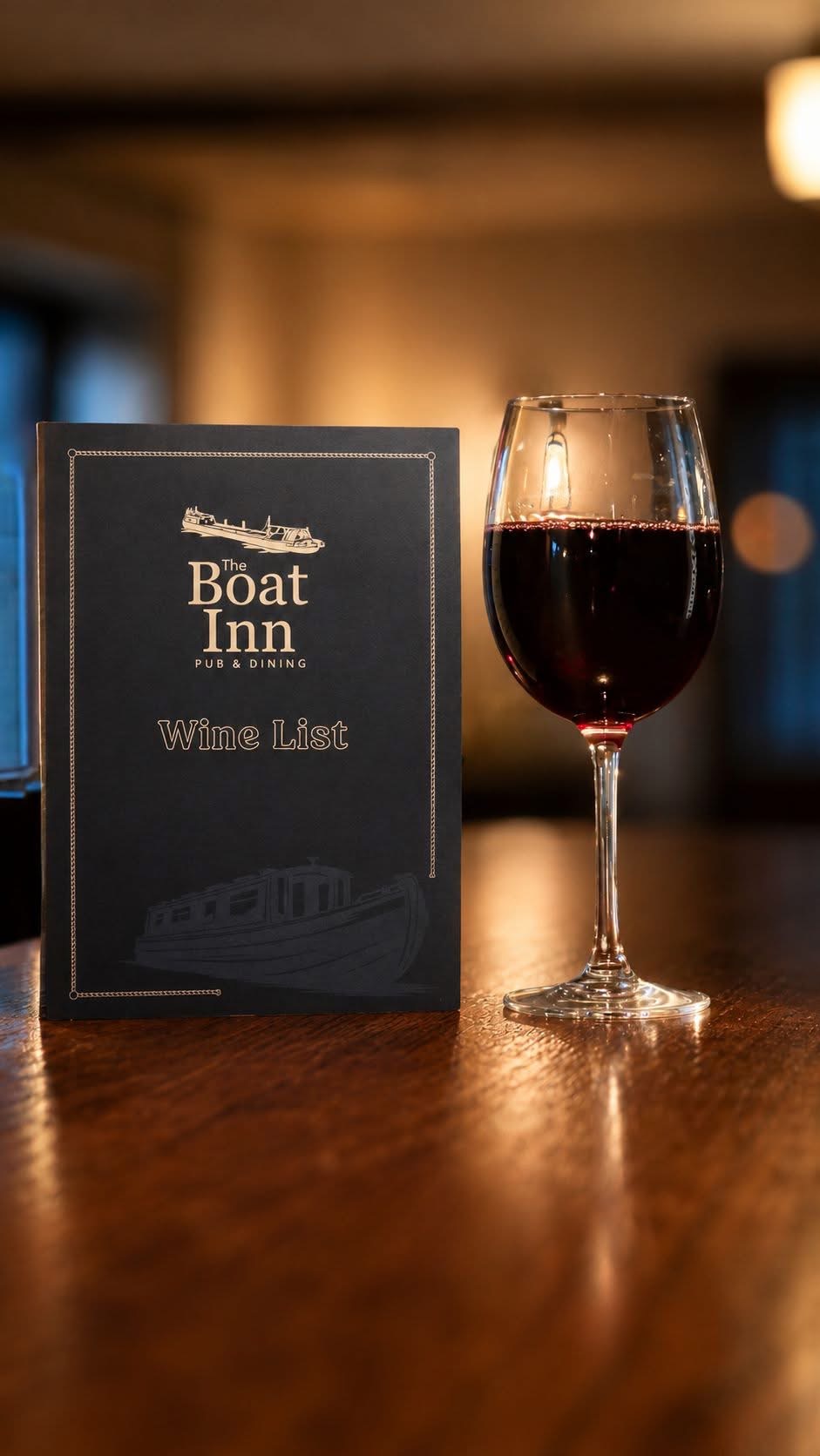Refined drinks and atmosphere at The Boat Inn